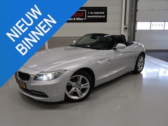 BMW Z4 Roadster - sDrive23i 6-cilinder Navigatie Leer Airco Boekjes aanwezig 17 inch Sportvelgen Stoelverwar