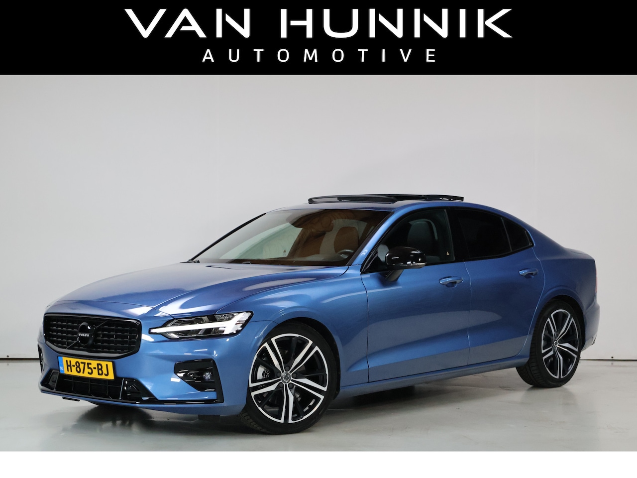 Volvo S60 - 2.0 T4 R-Design | Pano | Acc | Memory | Camera - AutoWereld.nl