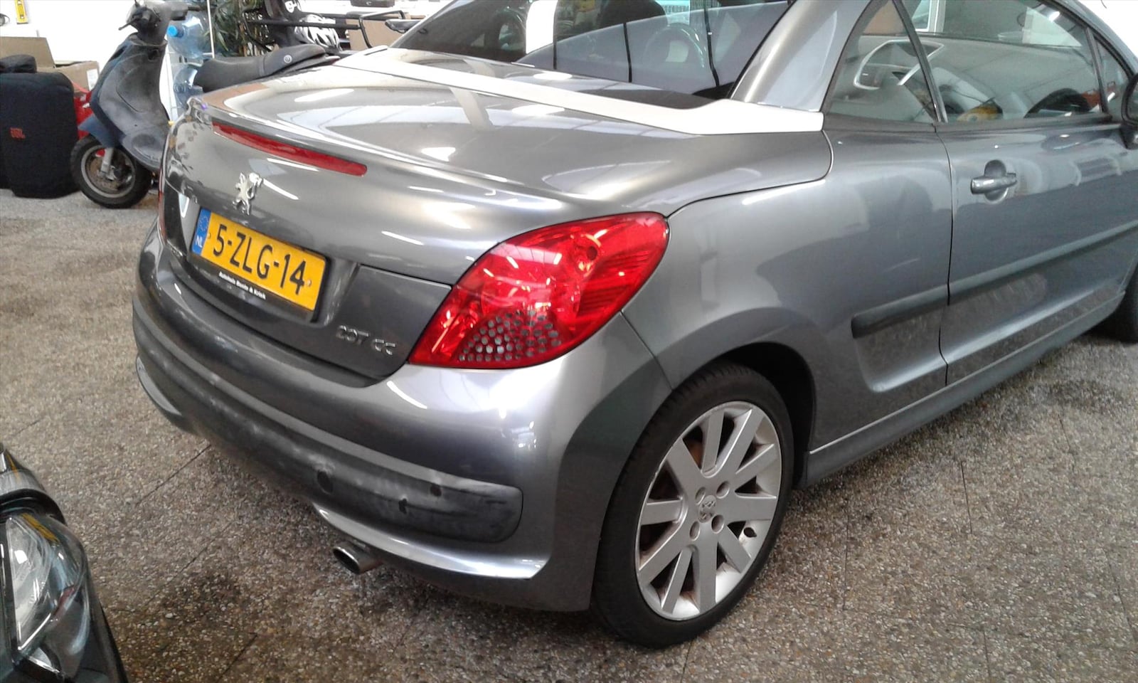 Peugeot 207 - 1.6 VTi 16V 120pk