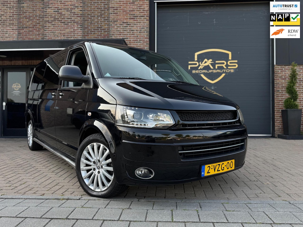 Volkswagen Transporter - 2.0 TDI L2H1 DC Comfortline Automaat Dubbele Cabine Leer Exenon Airco Navi Cruise Elk.Rame - AutoWereld.nl