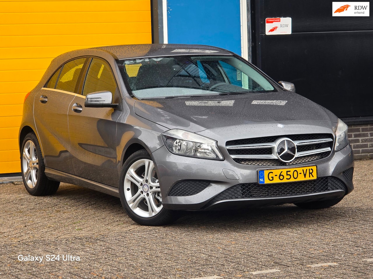 Mercedes-Benz A-klasse - 180 Ambition / Airco / Stoelverwarming / Elek Pakket / Trekhaak / Allu Velgen - AutoWereld.nl