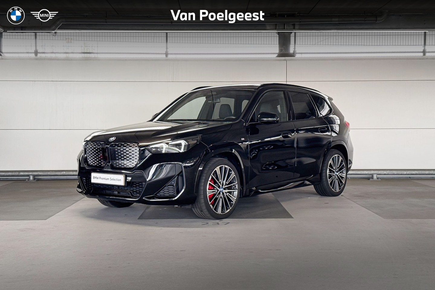 BMW iX1 - eDrive20 67 kWh M-Sport - AutoWereld.nl
