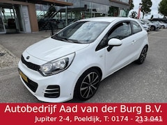 Kia Rio - 1.2 CVVT DynamicLine 3 Deurs , Sport Velgen met brede banden , Bluetooth Parrot carkit , A