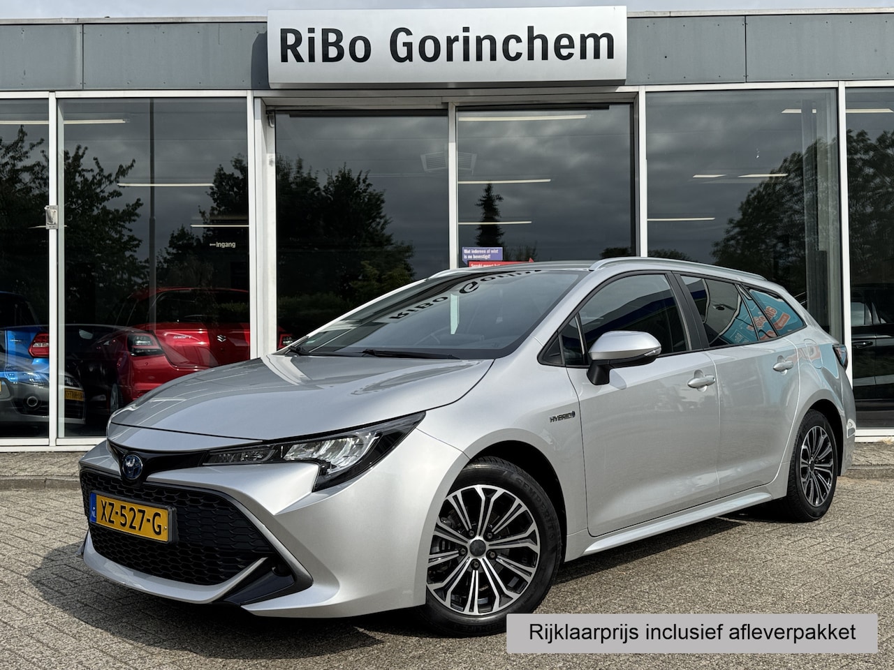 Toyota Corolla Touring Sports - 1.8 Hybrid Active * Trekhaak * Automaat * - AutoWereld.nl