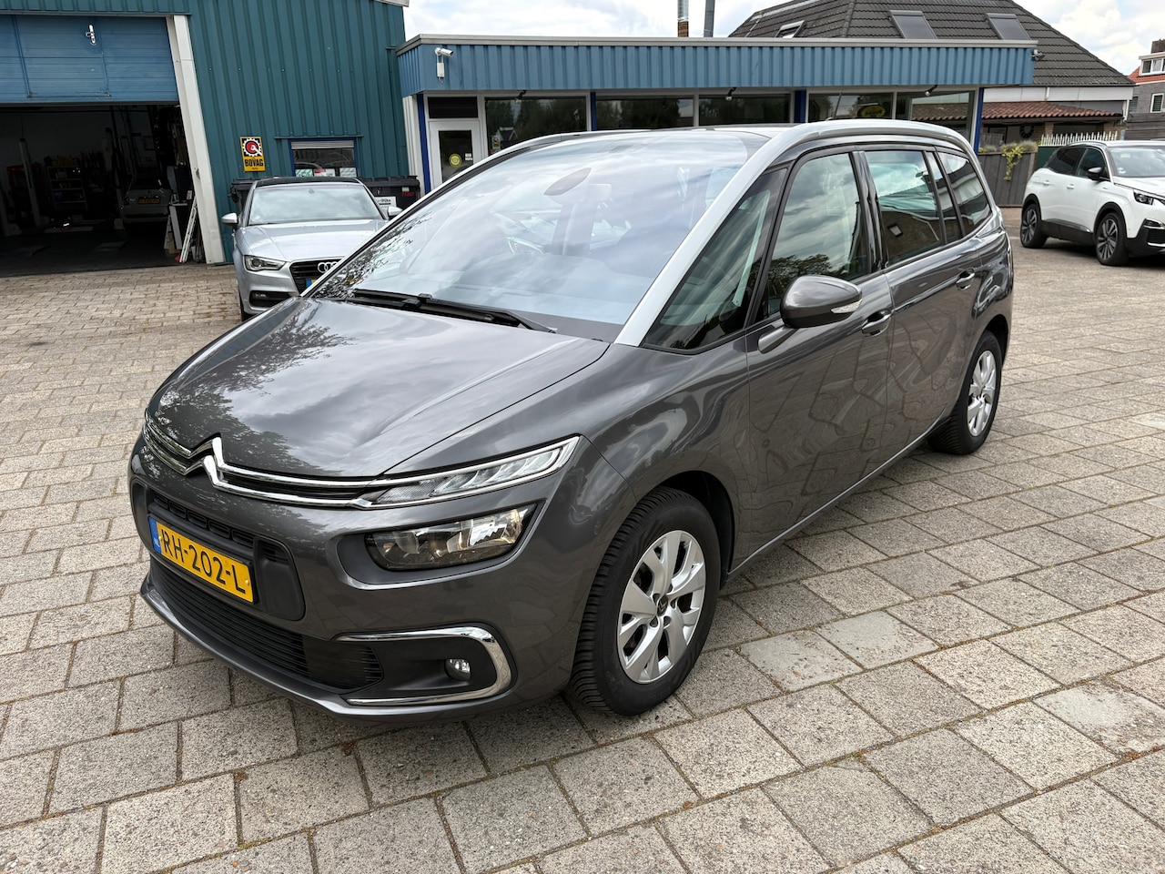 Citroën Grand C4 Picasso - 1.2 PureTech Business 1.2 PureTech Business - AutoWereld.nl