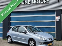 Peugeot 206 - 1.4 Air-line 2 Airco Rijdt super