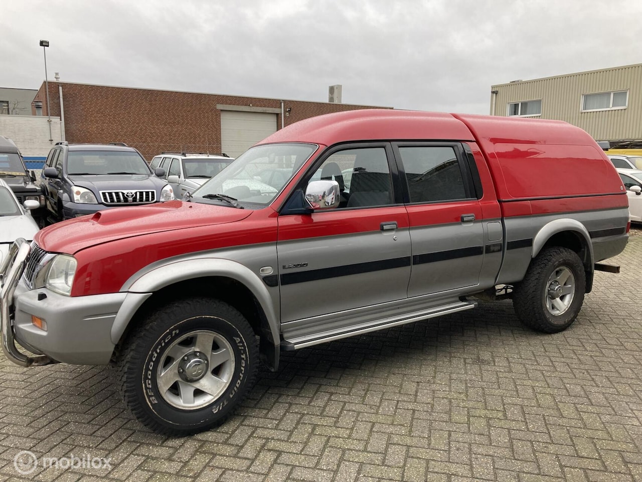 Mitsubishi L 200 - 4x4 AUTOMAAT € 5750,- + 21% BTW START NIET - AutoWereld.nl