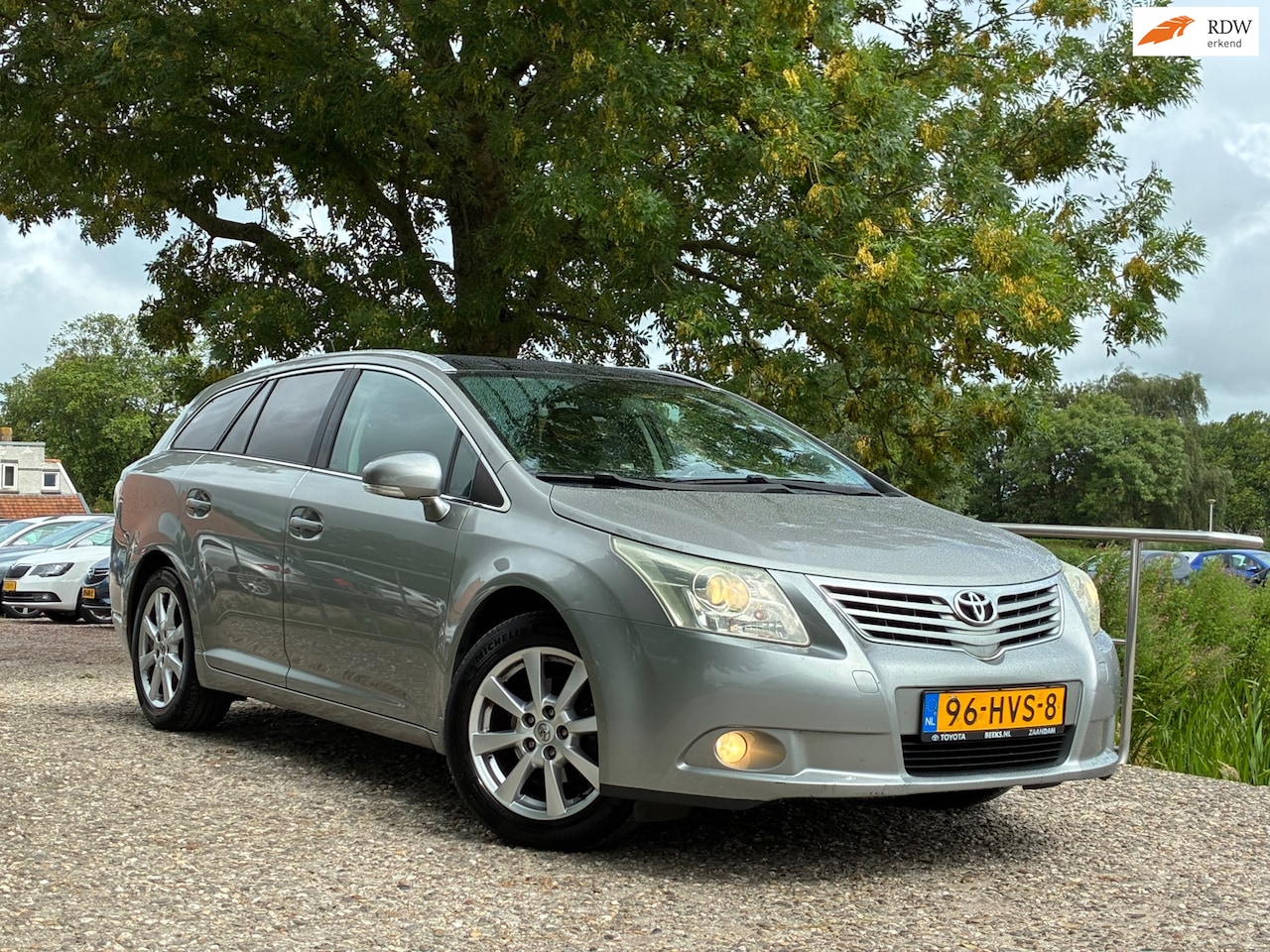 Toyota Avensis Wagon - 1.8 VVTi Panoramic | Automaat + Pano + Cruise + Clima nu € 3.975,-!!! - AutoWereld.nl