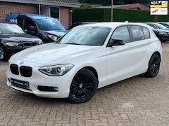 BMW 1-serie - 118i Upgrade Edition Sport|Nieuwe Ketting + Klepseals|Leder|Navi|17 inch M|Automaat|Cruise