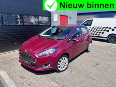 Ford Fiesta - 1.6 Titanium Automaat|Trekh|Airco|17inch