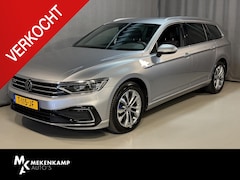 Volkswagen Passat Variant - 1.4 TSI PHEV GTE Business 17"/Trekhaak/IQ Lights/Stoelverwarming/Camera/Apple Carplay & An