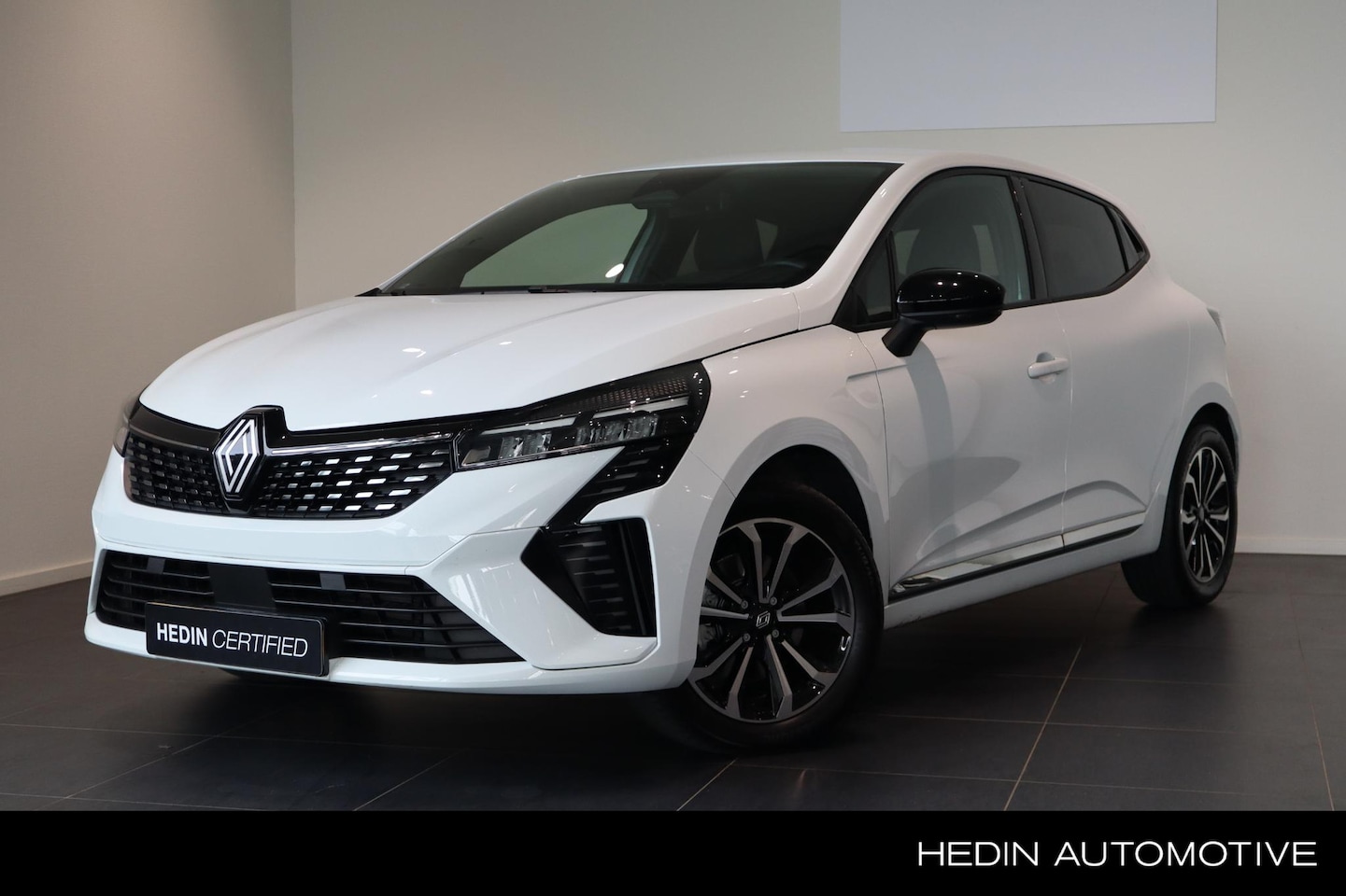 Renault Clio - 1.6 E-Tech Full Hybrid 145 techno | Automaat | Climate Control | Navigatiesysteem | Lichtm - AutoWereld.nl