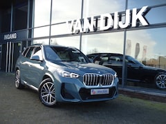 BMW X1 - xDrive30e Elek.Trekhaak M-Sportpakket Head-Up 360 Camera Comforttoegang Stoelverstelling e
