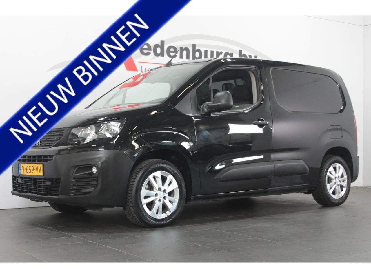 Peugeot Partner - 1.6 BlueHDI Premium - Carplay / Navi / Cruise - AutoWereld.nl