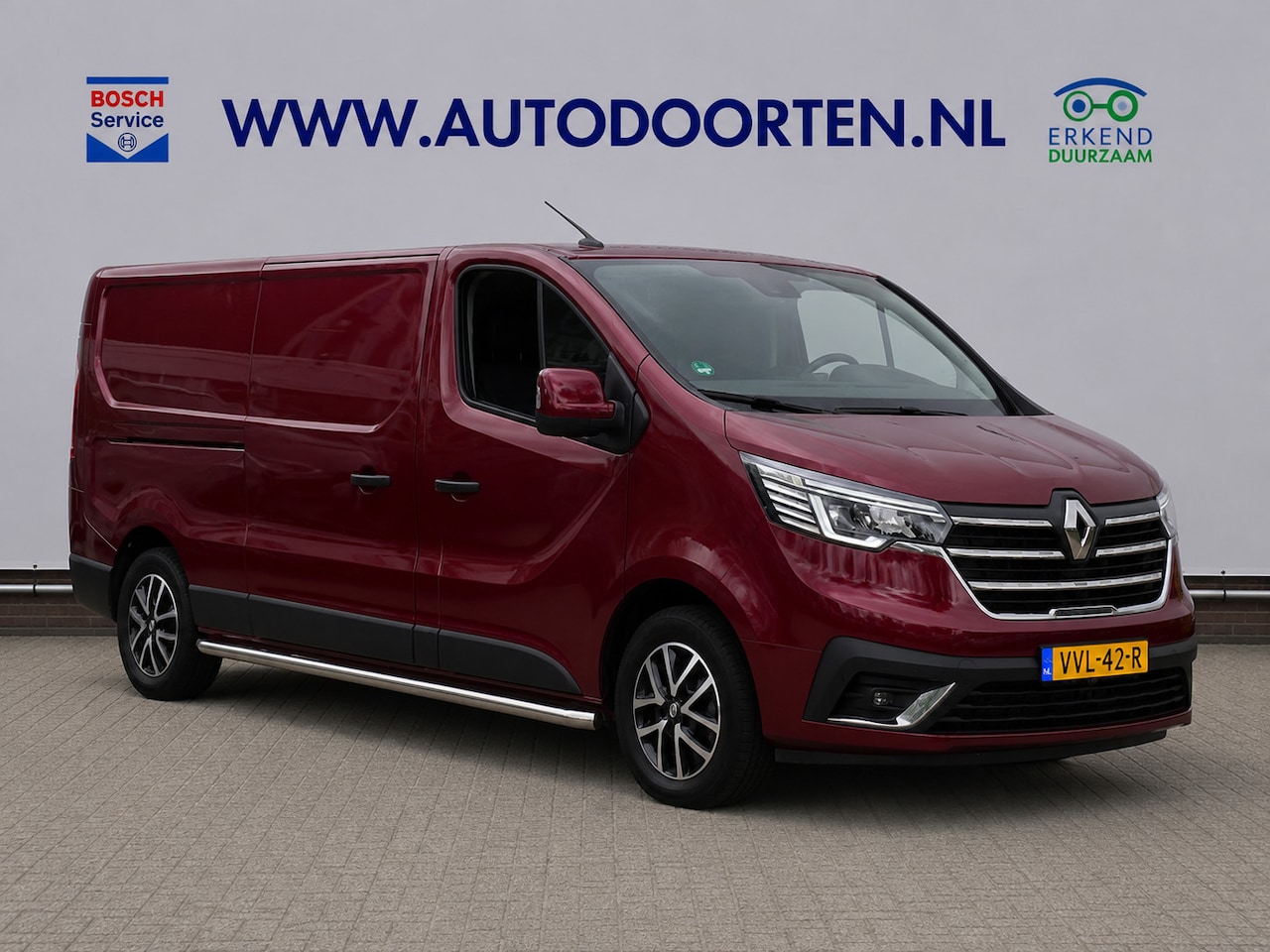 Renault Trafic - 2.0 dCi 130 T30 L2H1 Work Edition|Trekhaak|Leder|Navi|LED - AutoWereld.nl