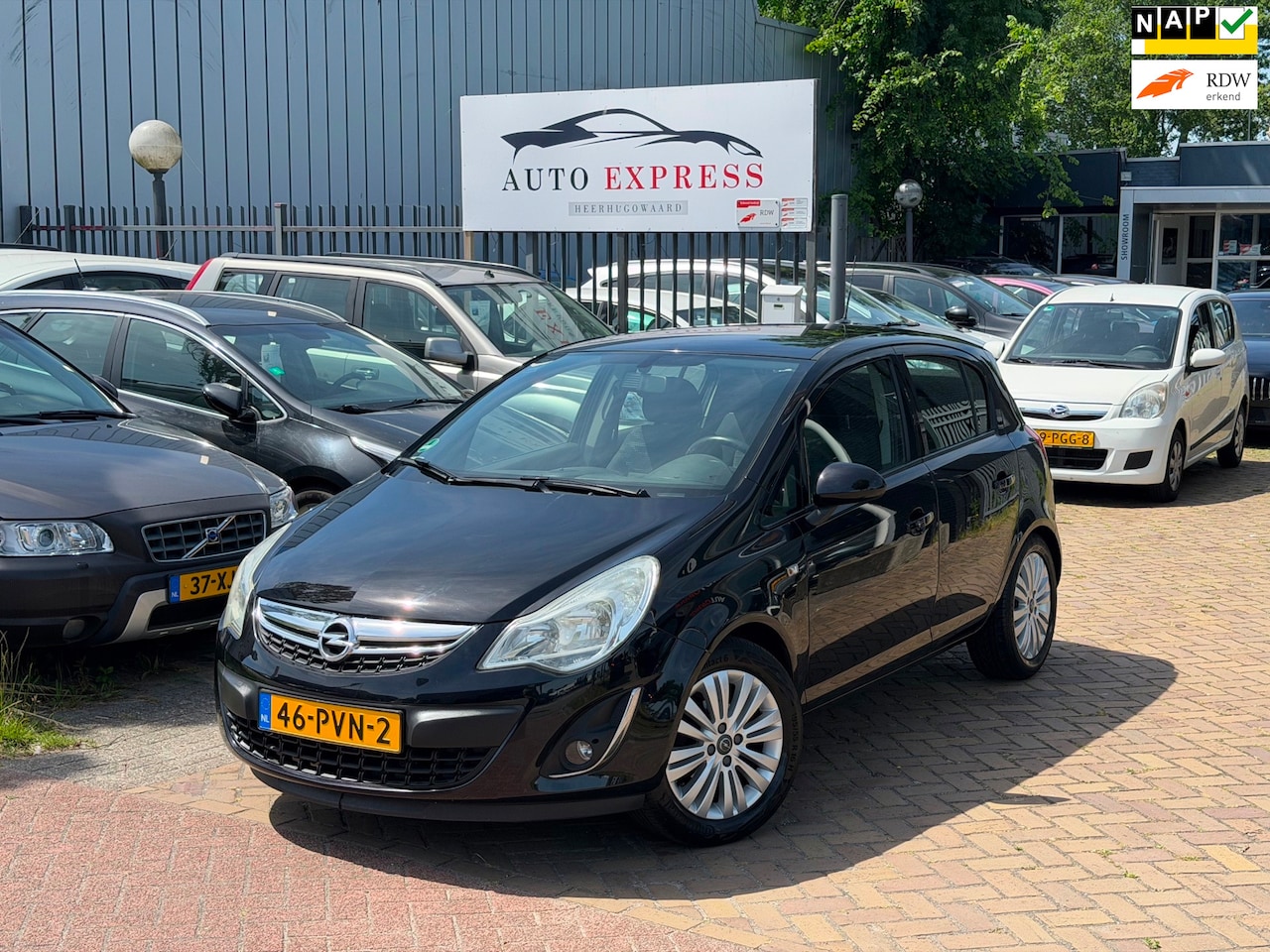 Opel Corsa - 1.4-16V Edition/Airco/Cruise/Navigatie/Nap/Apk/2E eigenaar/Volledig onderhoud/6Maanden Gar - AutoWereld.nl