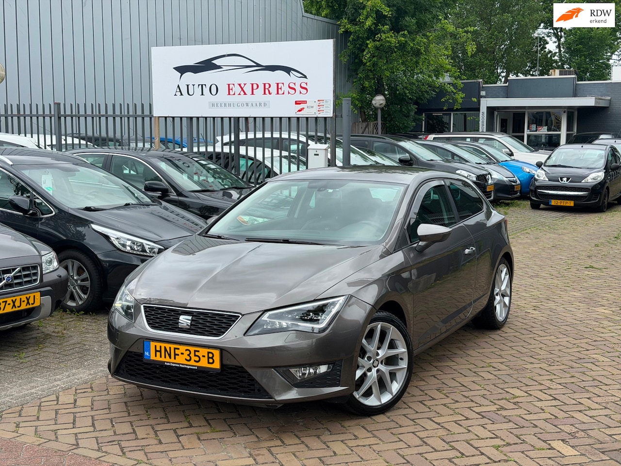 SEAT Leon SC - 1.4 TSI FR/Airco/Cruise/stoelverwarming/Navi/Nieuw Apk - AutoWereld.nl