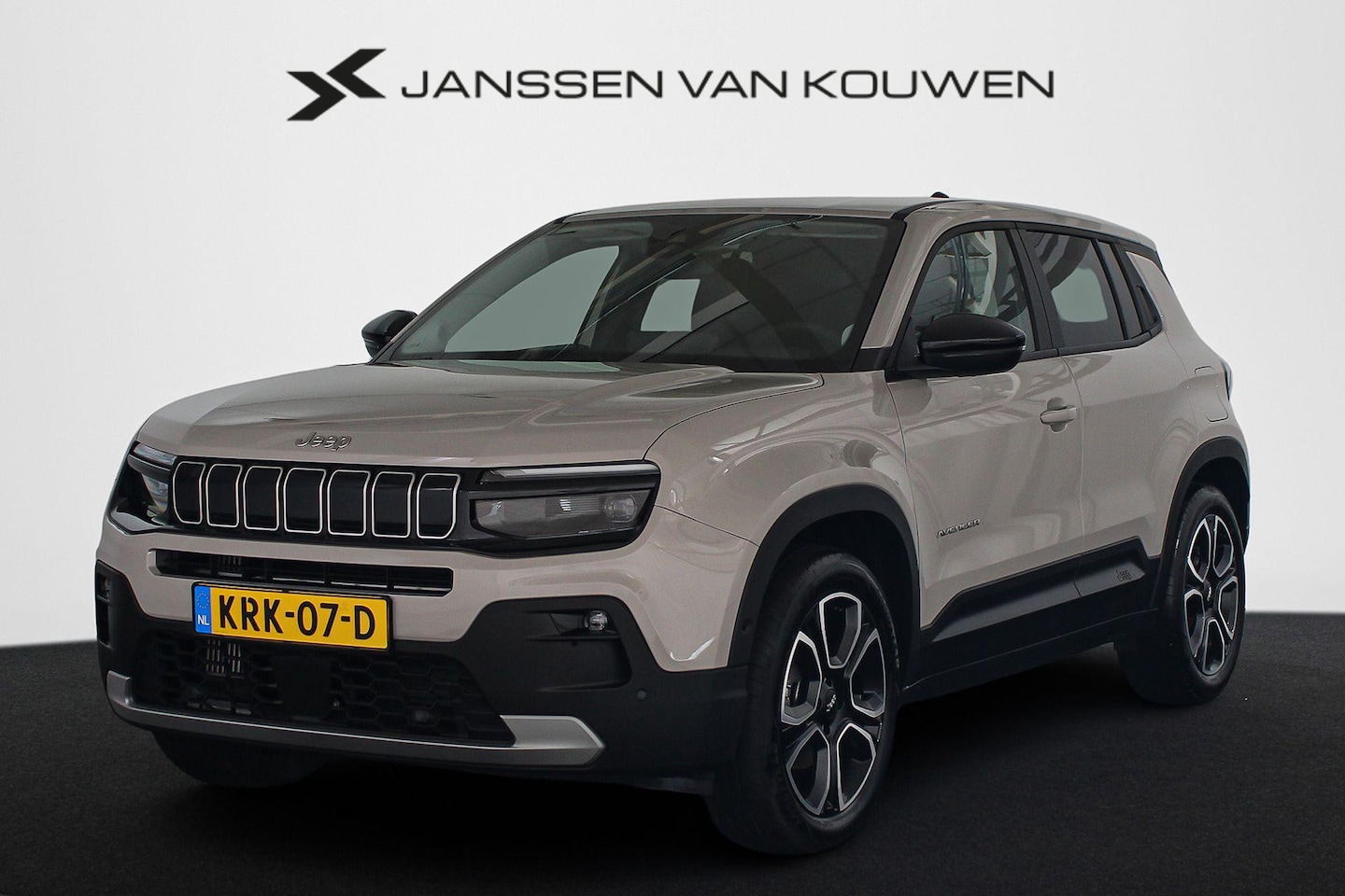 Jeep Avenger - 1.2 e-Hybrid Altitude Automaat Achteruitrijcamera Adaptive Cruise - AutoWereld.nl