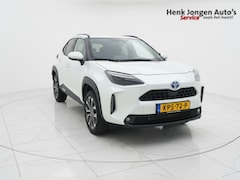 Toyota Yaris Cross - 1.5 Hybrid 115 First Edition uit 2025 Rijklaar + Fabrieksgarantie Henk Jongen Auto's in He