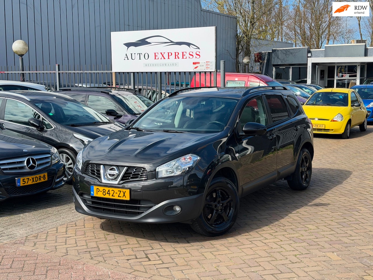 Nissan Qashqai+2 - 2.0 360/7P/Pano Dak/Airco/Cruise/Camra360/Nieuw Apk/6 Maanden garantie - AutoWereld.nl