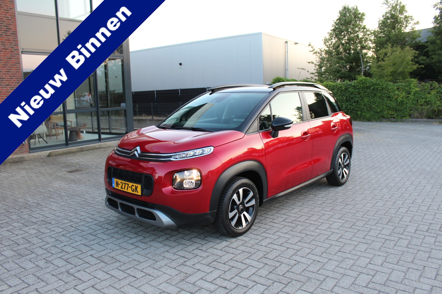 Citroën C3 Aircross - 1.2 PureTech S&S C-Series Clima-Cruise-Navi-Camera-Carplay-Trekhaak - AutoWereld.nl