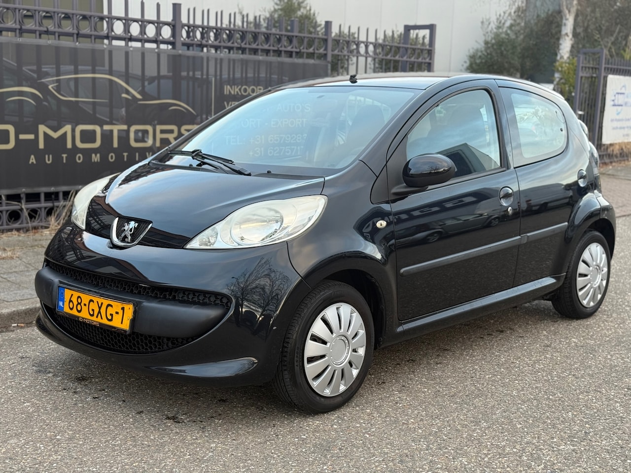 Peugeot 107 - 1.0-12V XS apk koopje - AutoWereld.nl