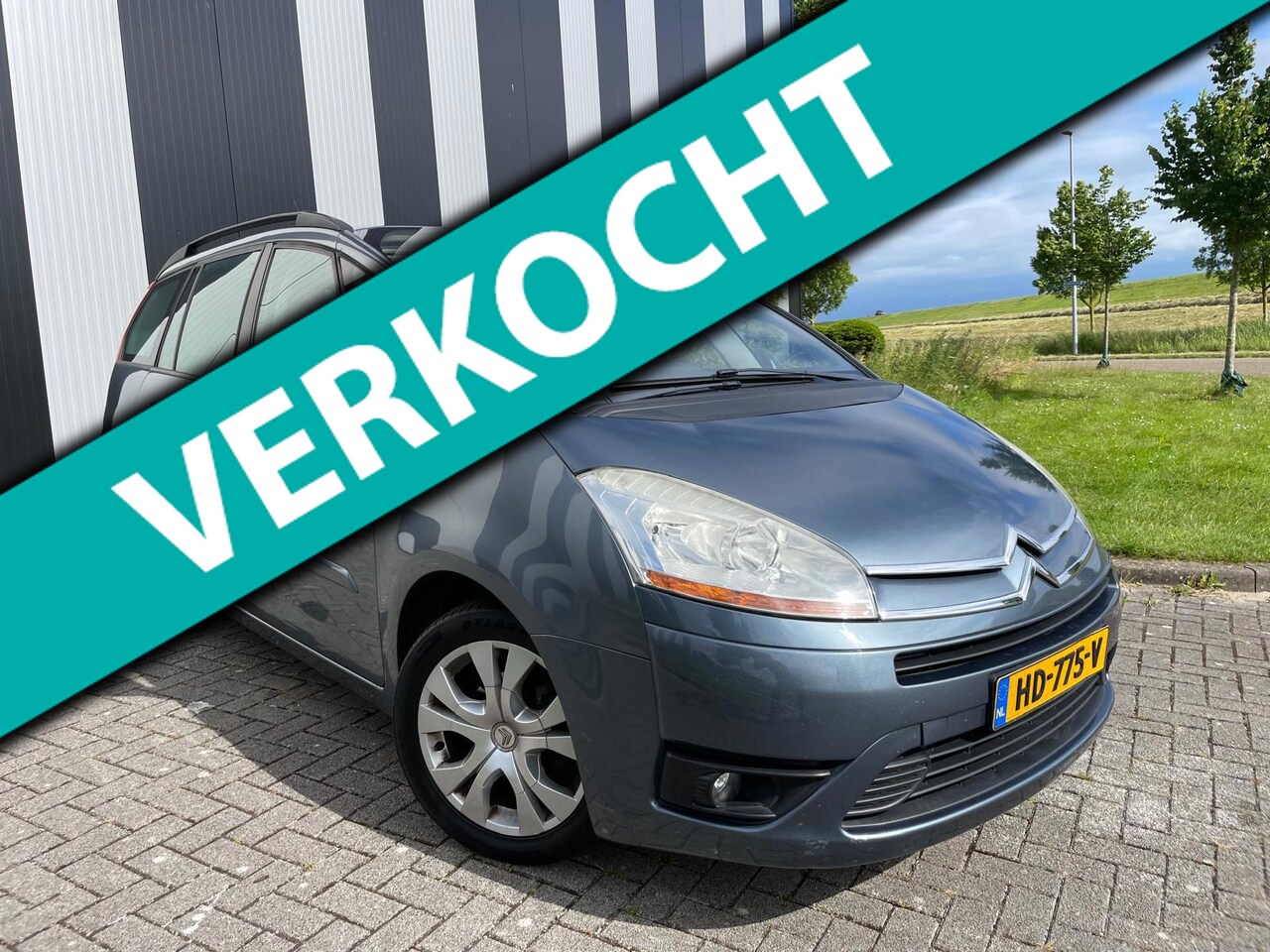 Citroën Grand C4 Picasso - 1.8-16V Lumière 7 Persoons-Nw APK-Clima-Pdc-Lmv-Trekhaak - AutoWereld.nl
