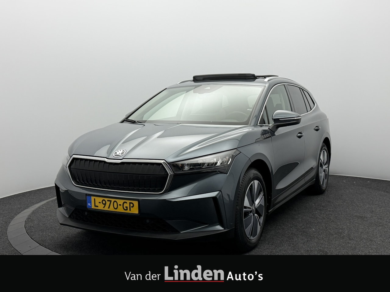 Skoda Enyaq iV - 60 SOH 93,2% | Warmtepomp | Panoramadak | Stuur/Stoelverwarming | Carplay&Android - AutoWereld.nl