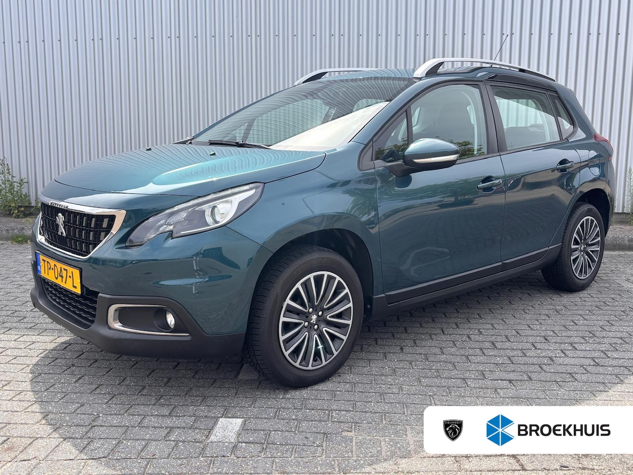 Peugeot 2008 - 1.2 130PK Active | Navi | Parkeersensoren | Apple Carplay / Android Auto | | Airco | Cruis - AutoWereld.nl