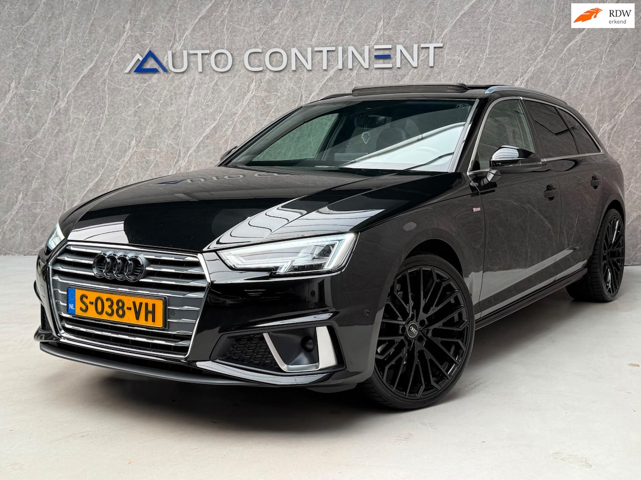 Audi A4 Avant - 40 TFSI 3x S-Line / Full Option / Panoramadak - AutoWereld.nl
