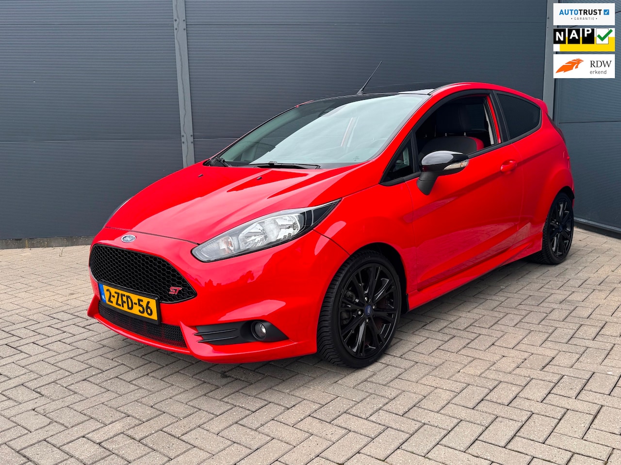 Ford Fiesta - 1.0 EcoBoost Red/Black Edition 1.0 EcoBoost Red/Black Edition - AutoWereld.nl
