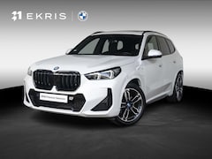 BMW X1 - xDrive25e | M Sportpakket | Premium Pack | Comfort Pack | Travel Pack | M Adaptief onderst