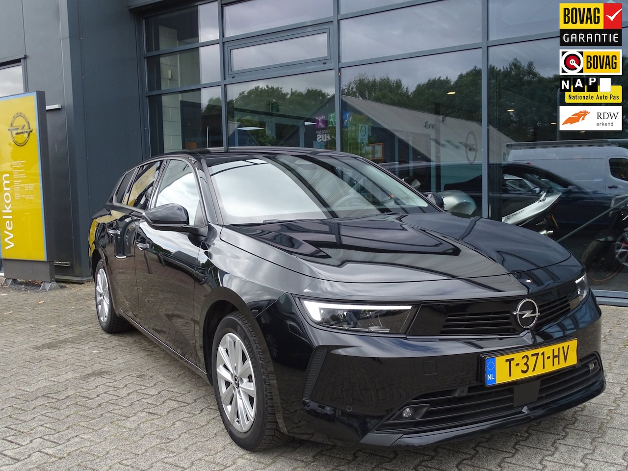 Opel Astra Sports Tourer - 1.2 Business Edition 1.2 Business Edition - AutoWereld.nl