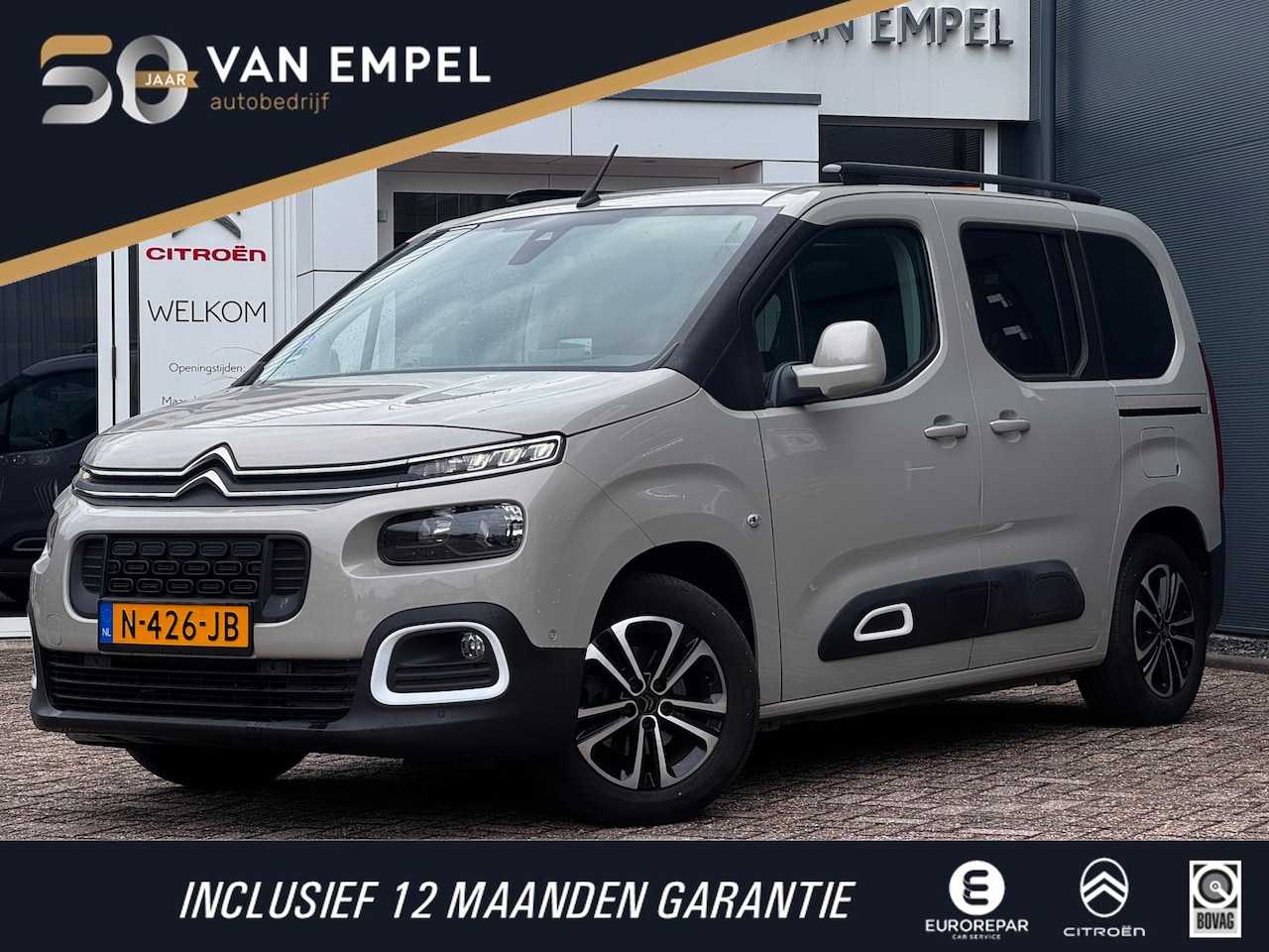 Citroën Berlingo - 1.2 PureTech Shine | Panoramadak | Distributieriem vervangen | Camera | Navi by App | HUD - AutoWereld.nl
