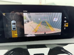 Mercedes-Benz A-klasse - 200 Business Solution AMG|Trekhaak Afn Kogel |Cam|Sfeer|Stoel Verw|Led|Navi|Leder/Alcantar