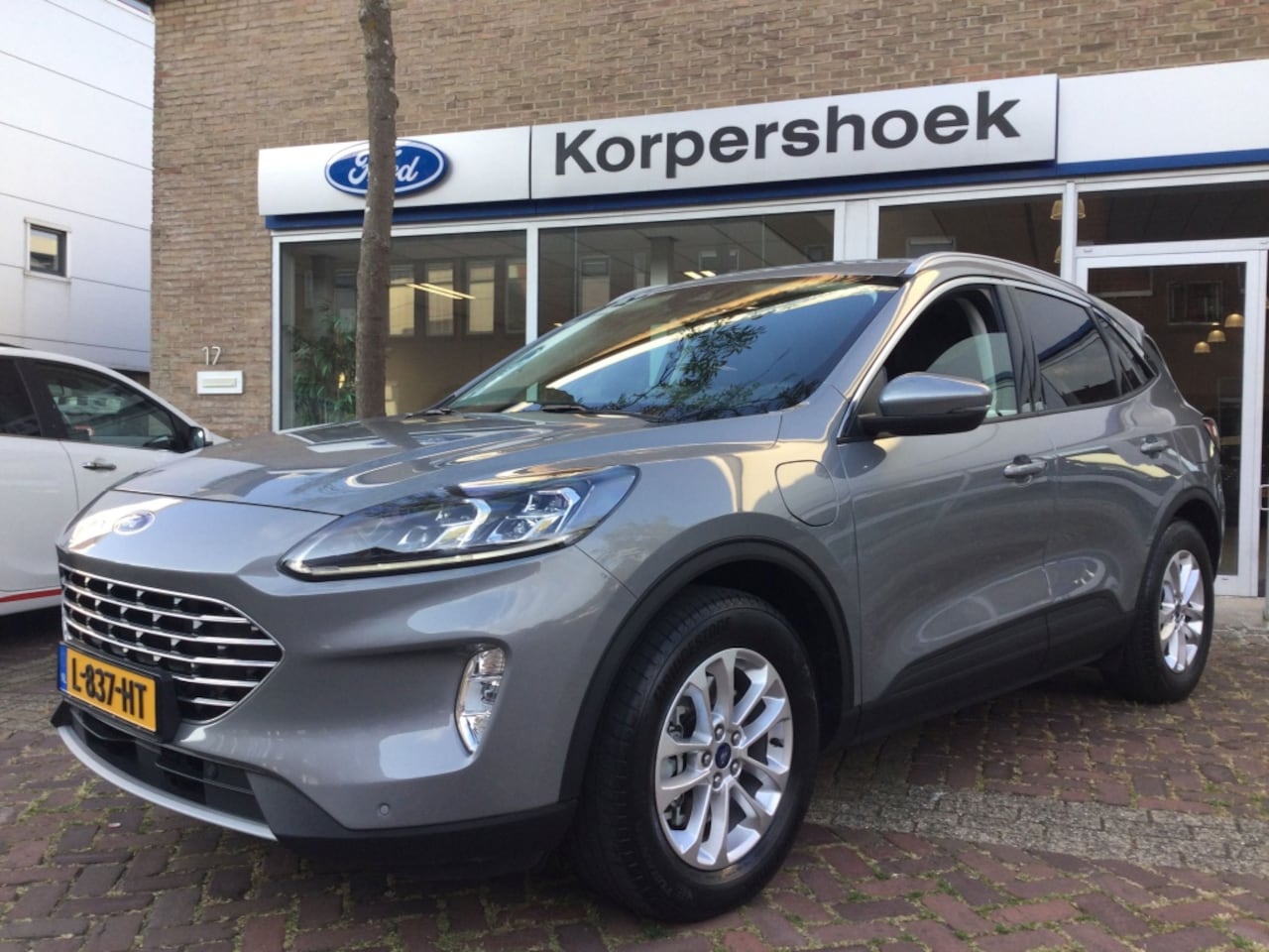 Ford Kuga - 2.5 PHEV Titanium X 2.5 PHEV 225 pk Titanium X - AutoWereld.nl