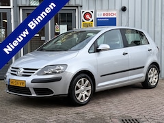 Volkswagen Golf Plus - 1.6 FSI Comfortline Business. | AIRCO | TREKHAAK | NW APK | CRUISE |