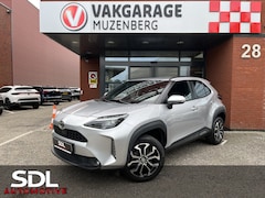 Toyota Yaris Cross - 1.5 Hybrid 115 First Edition // ADAPT. CRUISE // KEYLESS // APPLE-ANDROID AUTO // CAMERA /