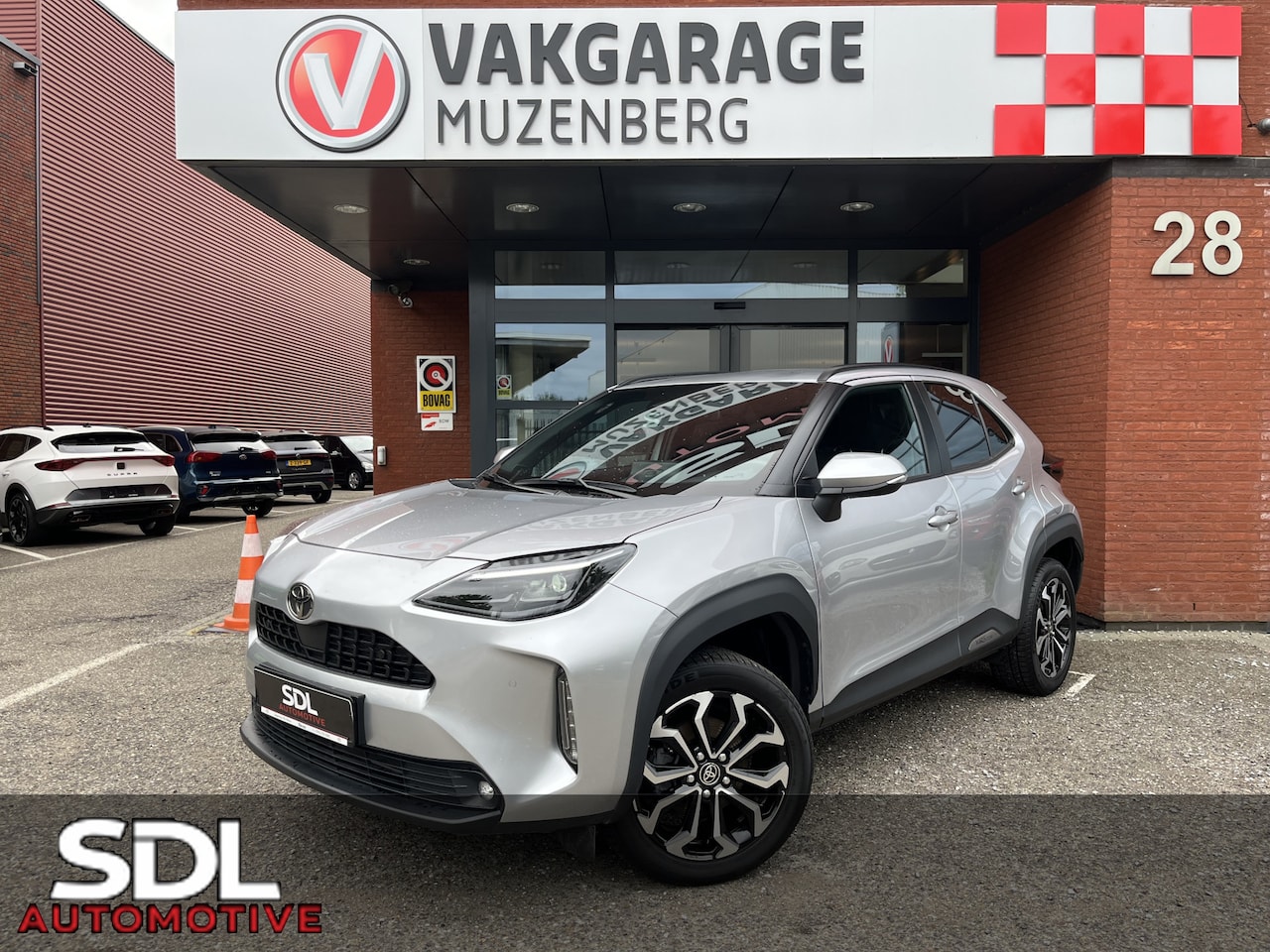 Toyota Yaris Cross - 1.5 Hybrid 115 First Edition // ADAPT. CRUISE // KEYLESS // APPLE-ANDROID AUTO // CAMERA+S - AutoWereld.nl