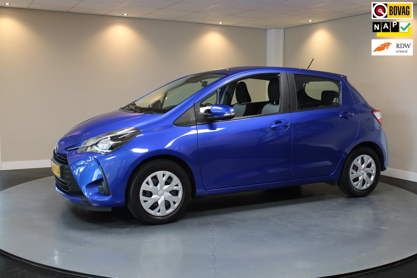 Toyota Yaris - 1.0 VVT-i Aspiration *2de Eigenaar* Camera|Cruise|BT|Climate|Lane-Assist|All-seasons|NAP - AutoWereld.nl