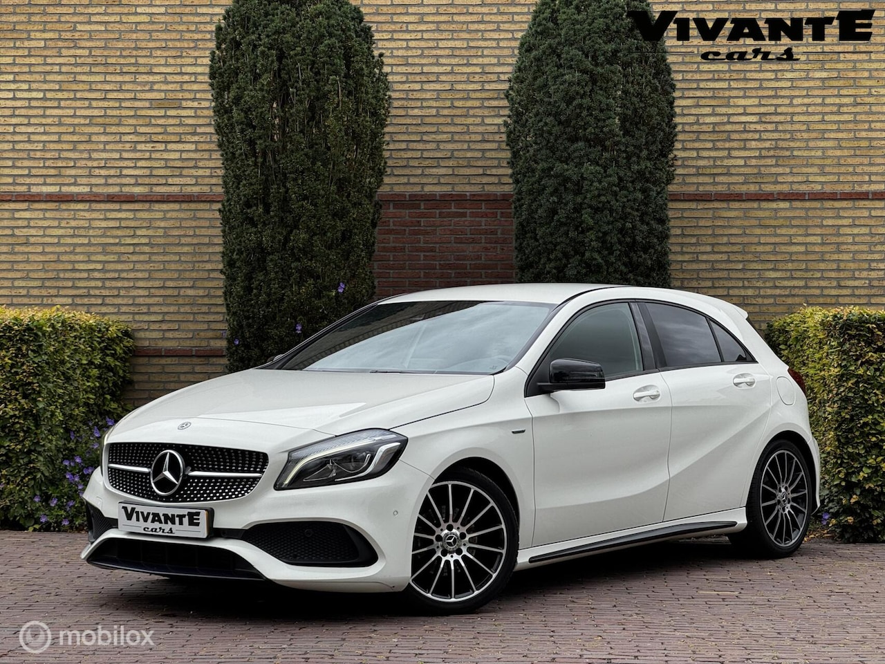 Mercedes-Benz A-klasse - 180 Business Solution AMG Cruise*Stoel.vrw*Bluetooth - AutoWereld.nl