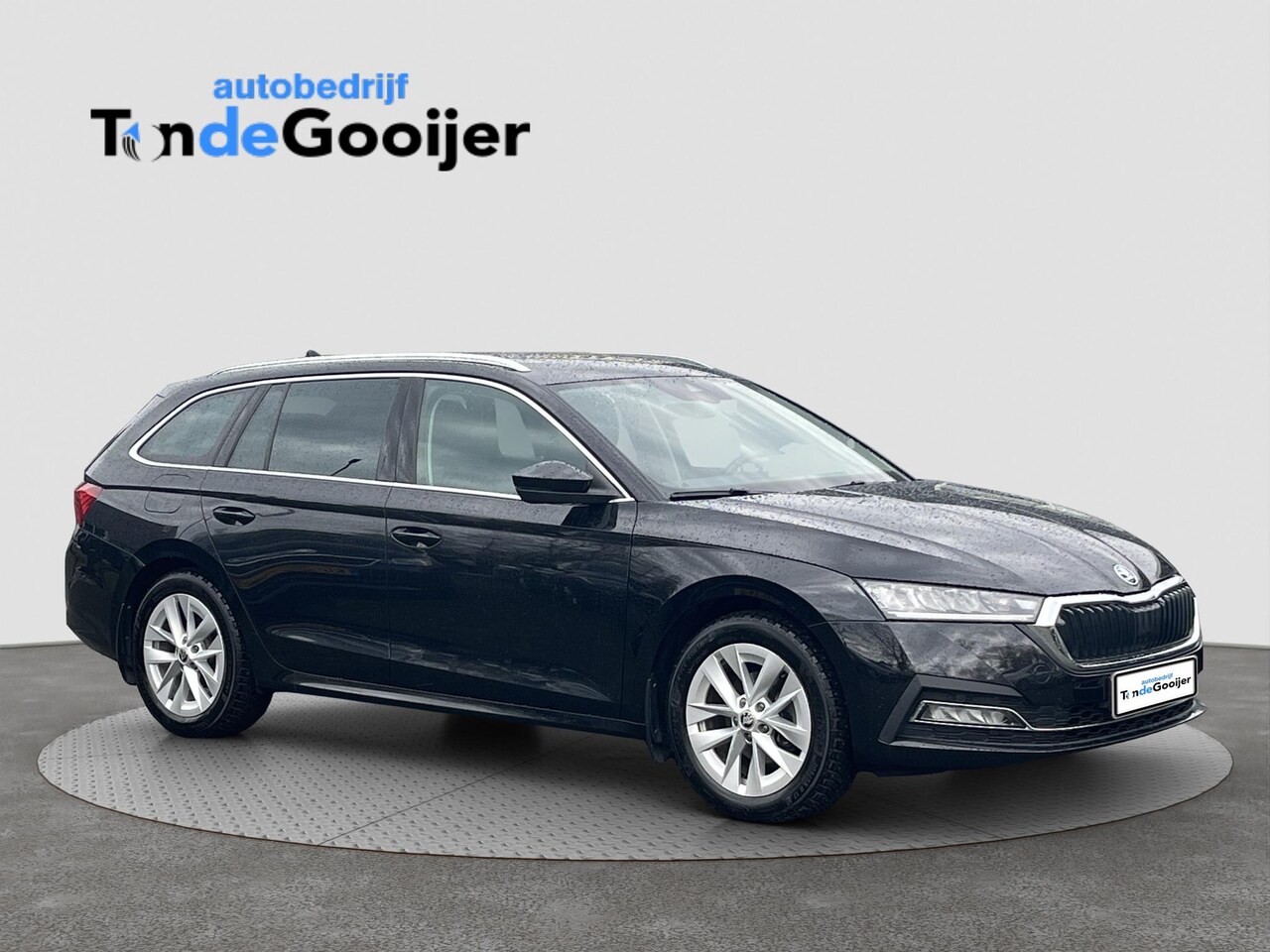 Skoda Octavia Combi - 1.0 e-TSi DSG Business Edition | CAMERA | STUUR-STOELVERW. | EL. ACHTERKLEP | - AutoWereld.nl