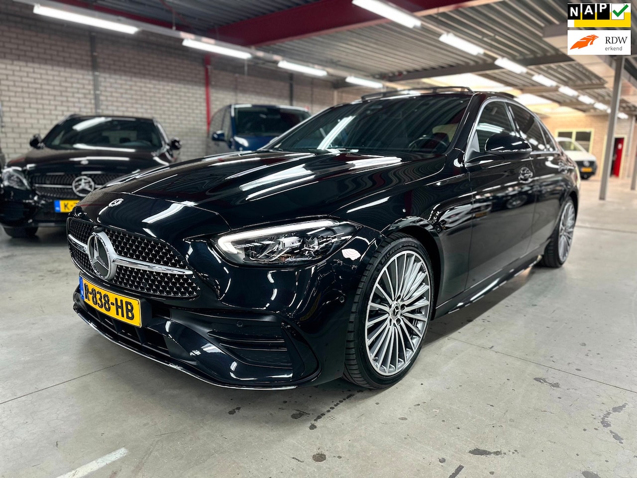 Mercedes-Benz C-klasse - 180 AMG Line 180 AMG Line, Pano, BTW! - AutoWereld.nl