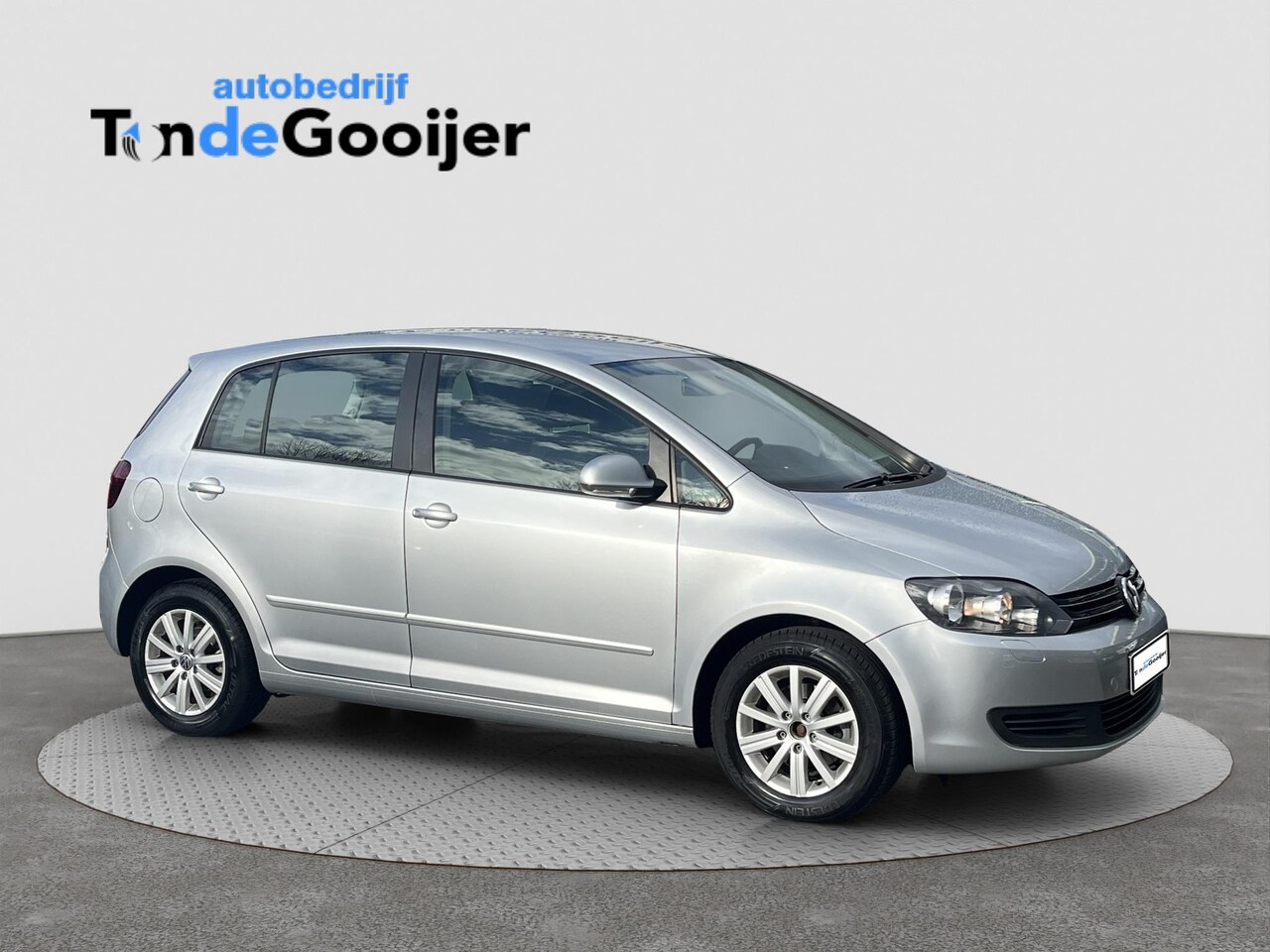 Volkswagen Golf Plus - 1.2 TSi DSG Comfortline | CLIMA | NAV. | TREKHAAK | - AutoWereld.nl