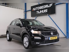 Volkswagen T-Roc - 1.0 TSI Style - N.A.P. Airco, Cruise, PDC