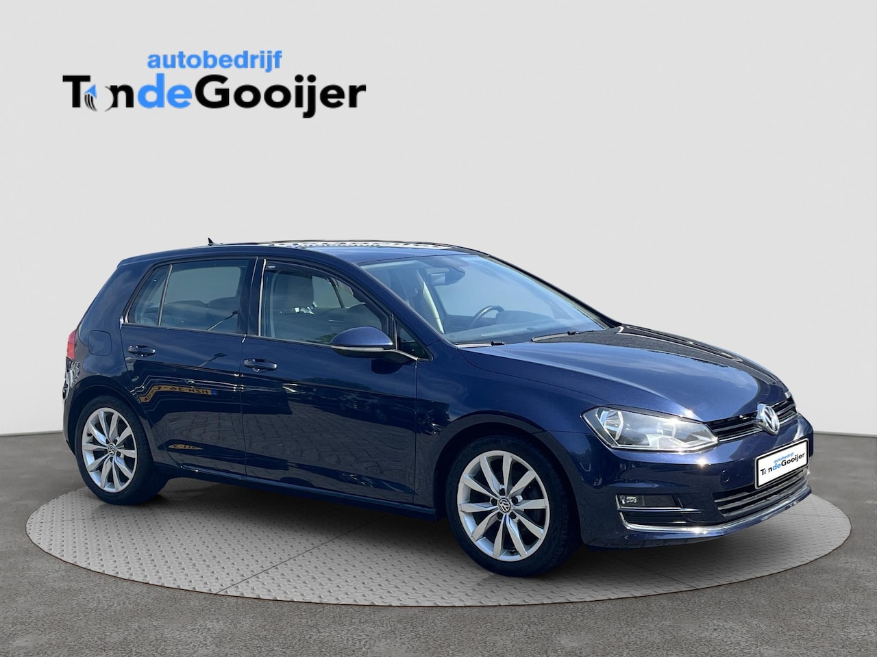 Volkswagen Golf - 1.4 TSi 140 pk ACT Highline | NAV. | ALCANTARA | TREKHAAK AFN. | XENON | NL-AUTO | - AutoWereld.nl