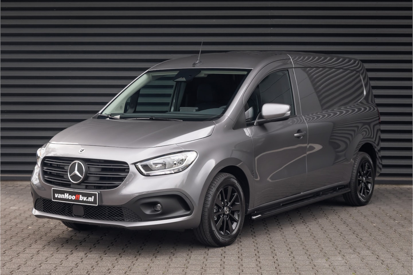 Mercedes-Benz eCitan - L2 Pro 51 kWh Gloss Black - AutoWereld.nl