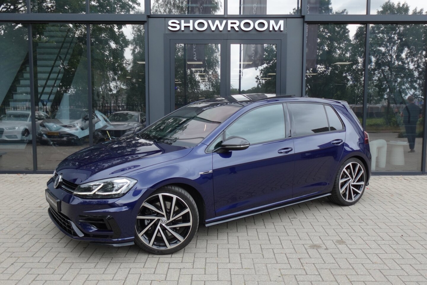 Volkswagen Golf - 2.0 TSI 4Motion R PANO AKRA MEMORY VOL' - AutoWereld.nl