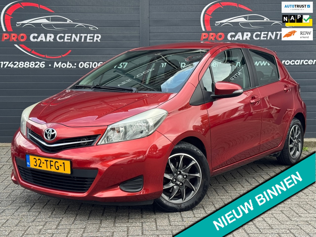 Toyota Yaris - 1.0 VVT-i Aspiration AIRCO | CAM | EL.RAMEN | NAP | APK | LMV - AutoWereld.nl