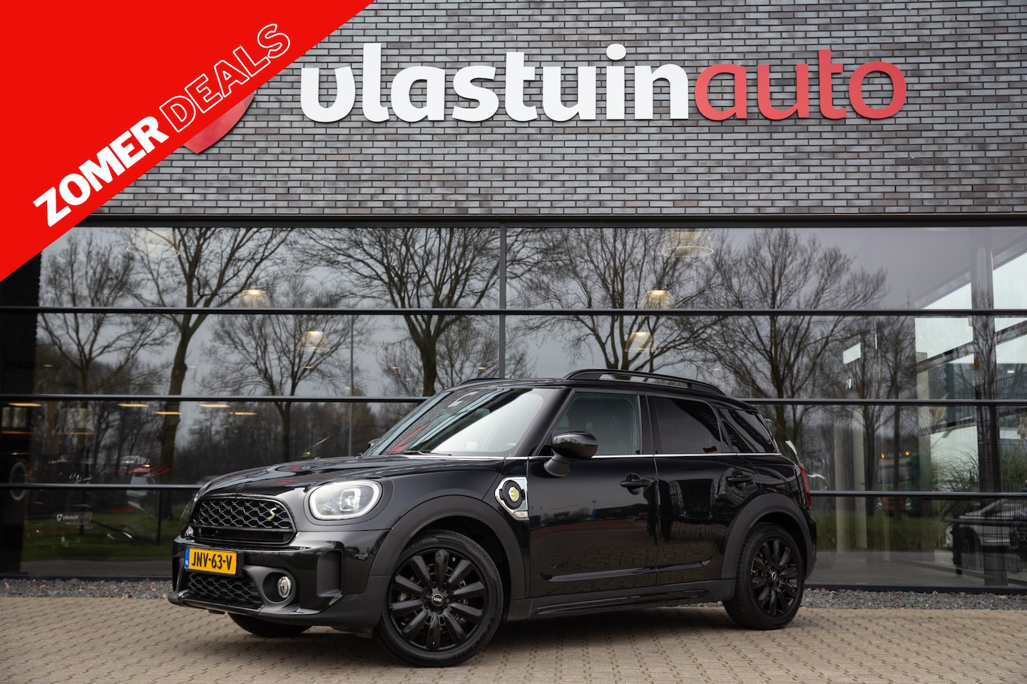 MINI Countryman - Mini 1.5 Cooper S E ALL4 Chili , Adap. cruise, Head-up display, Leer, Memory - AutoWereld.nl